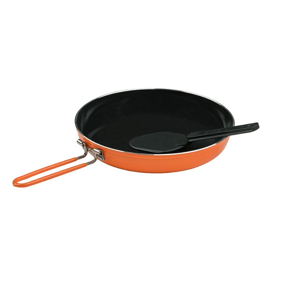 photo: Jetboil Summit Skillet pot/pan