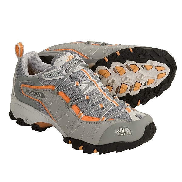 photo: The North Face Women's Ultra 104 GTX XCR trail running shoe