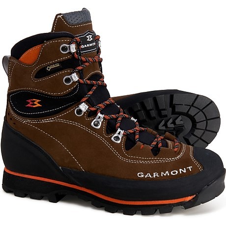 photo: Garmont Tower GTX mountaineering boot