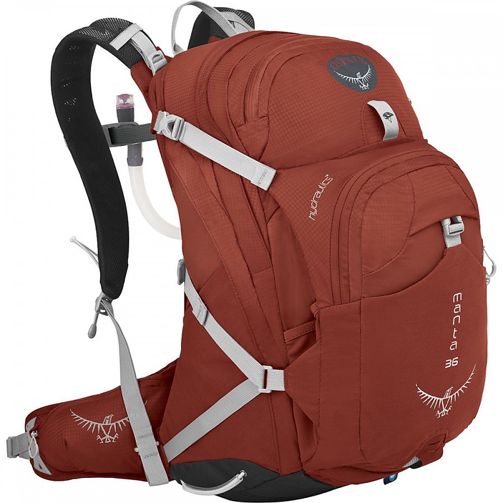 photo: Osprey Manta 36 daypack (under 35l)