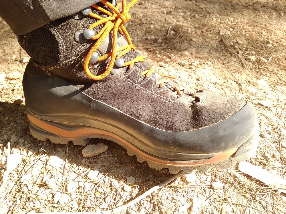 photo: AKU Men's Superalp GTX backpacking boot