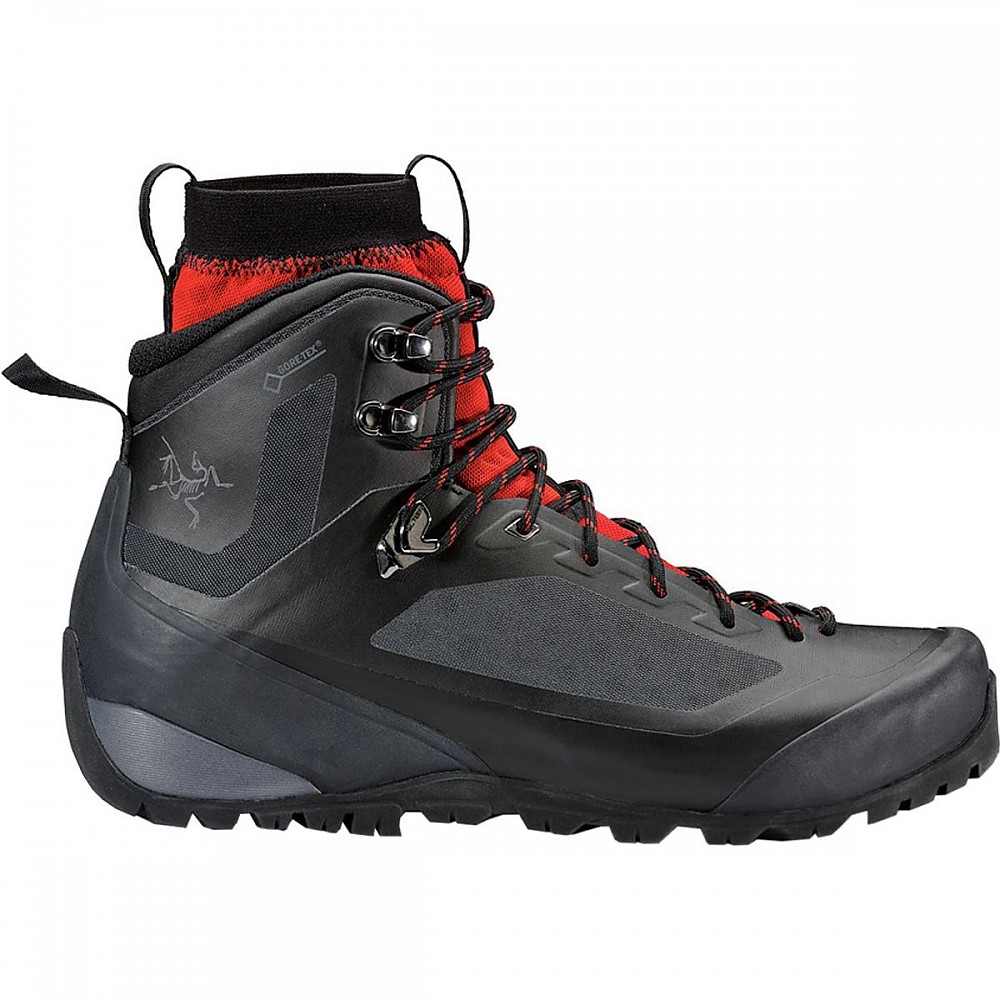 photo: Arc'teryx Bora2 Mid GTX hiking boot