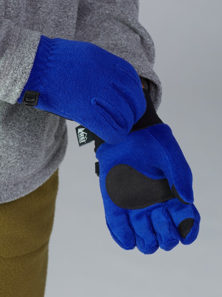 photo: REI Kids' Fleece Gloves fleece glove/mitten
