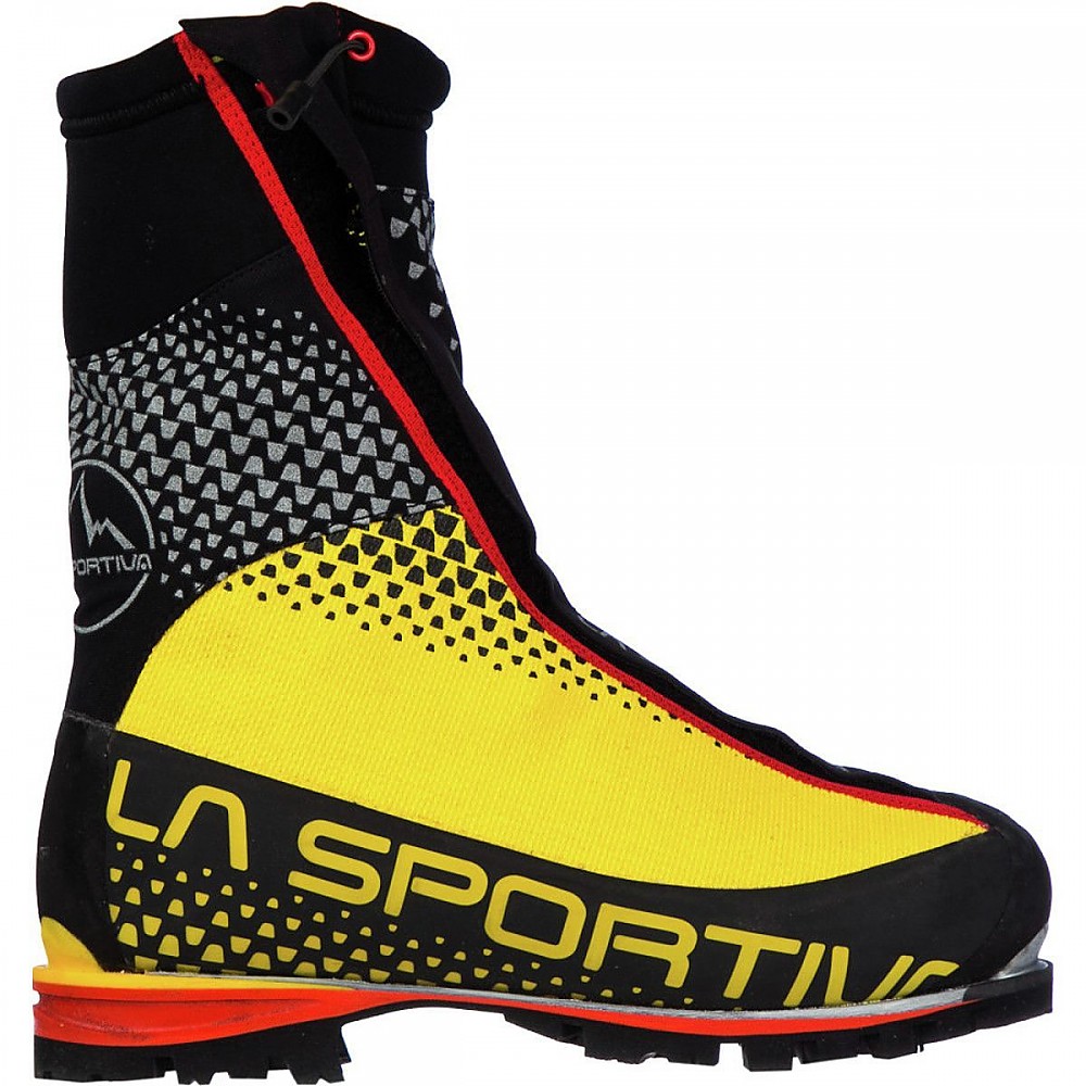 photo: La Sportiva Batura 2.0 GTX mountaineering boot