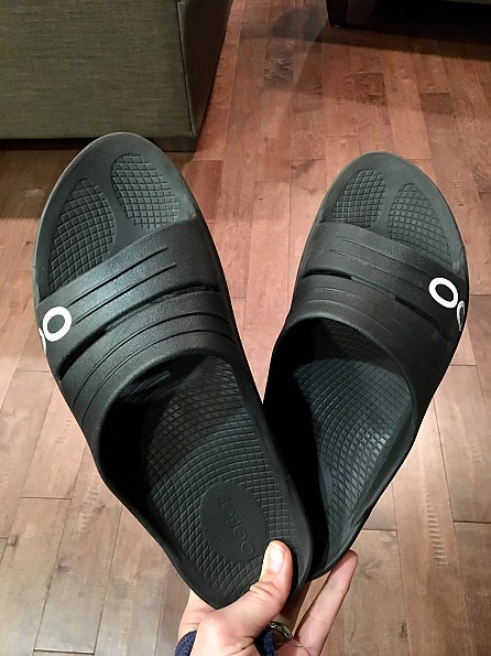 OOFOS OOlala Slide Sandal Reviews - Trailspace