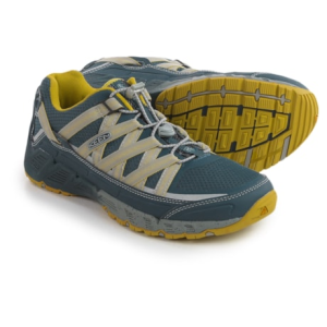 photo: Keen Versatrail trail shoe