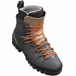 photo: Scarpa Alpha mountaineering boot