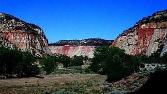 East-fork-of-the-Virgin-River-south-of-M