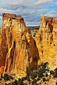 IMG_0957-Capped-sandstone-point-northeas