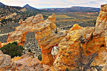 IMG_0953-Grosvenors-Arch-and-distant-vie