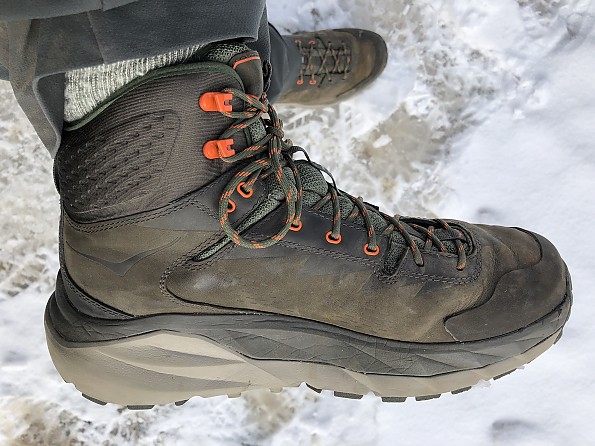 Hoka One One Kaha Review: Comfortable Hiking Boots