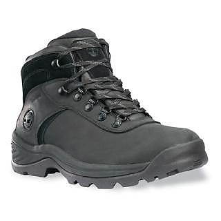 photo: Timberland Flume Mid hiking boot