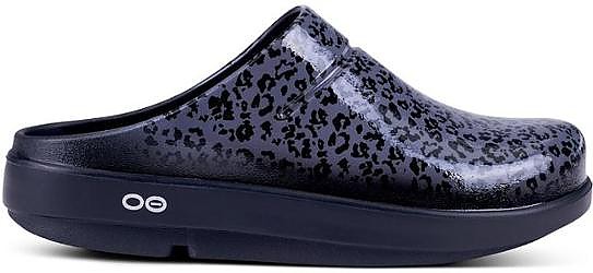 photo: OOFOS OOcloog Clog footwear product