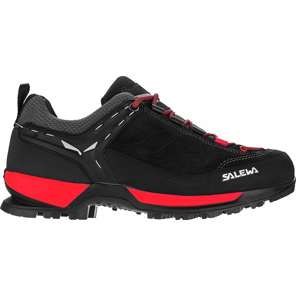 photo: Salewa Mountain Trainer approach shoe