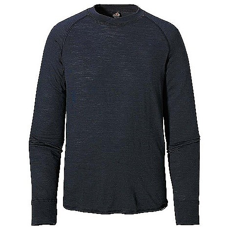 photo: Patagonia Men's Wool 2 Crew base layer top