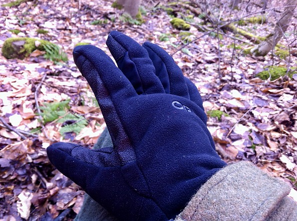 Gripper store sensor gloves