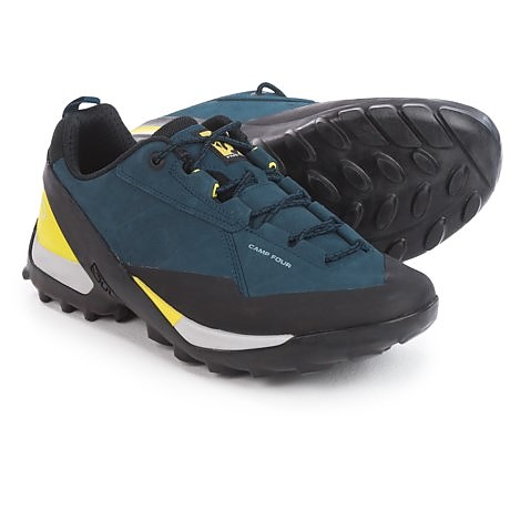 photo: Five Ten Men's Camp Four approach shoe