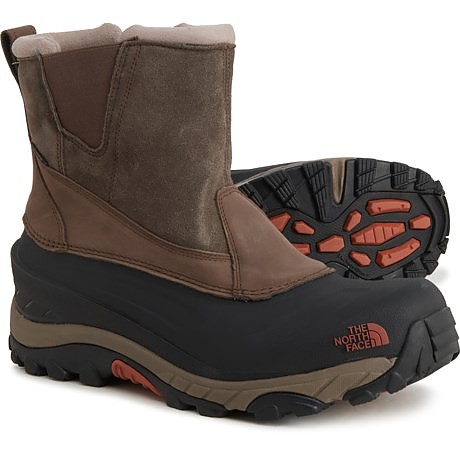 photo: The North Face Chilkat III Pull-On winter boot