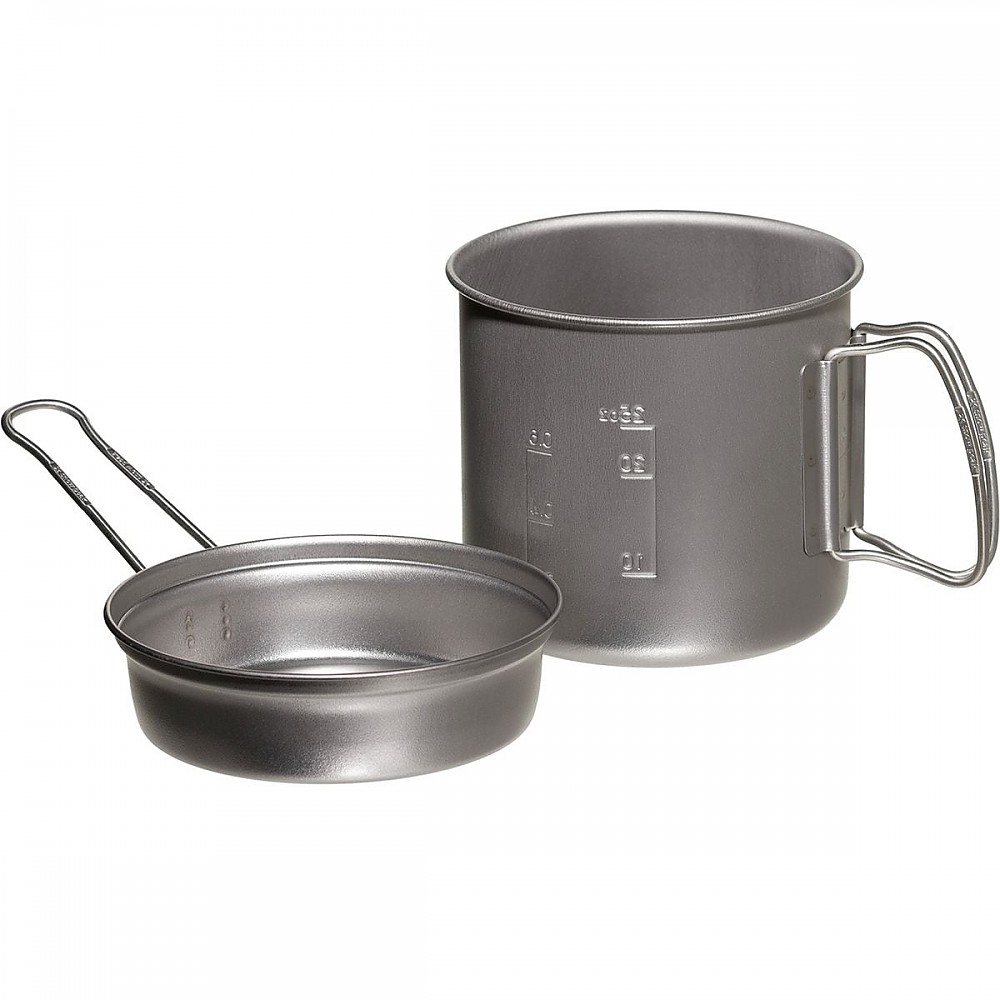 photo: Snow Peak Titanium Trek 900 pot/pan