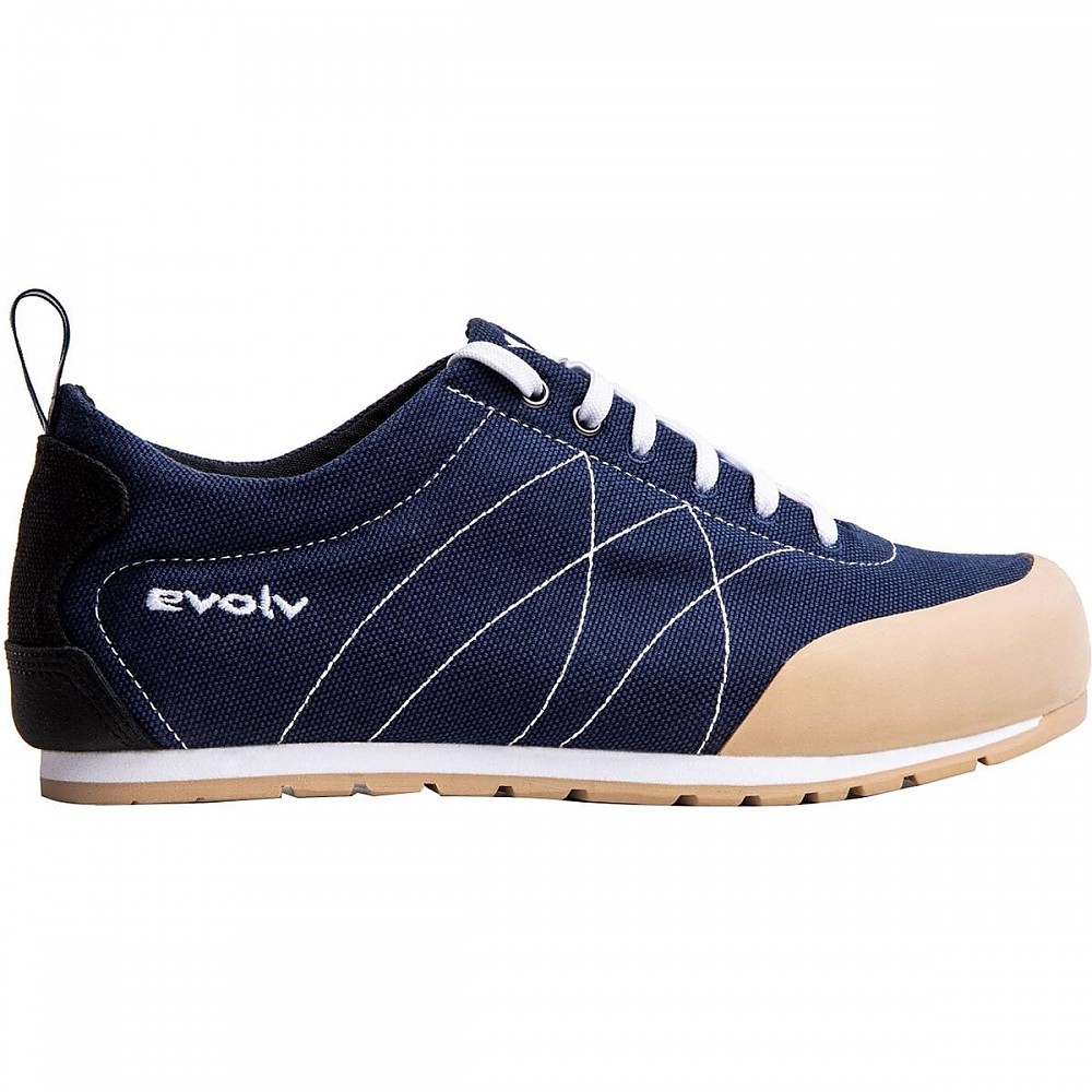 photo: evolv Cruzer Psyche approach shoe