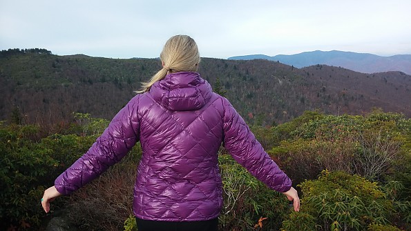 MontBell Superior Down Parka Reviews - Trailspace