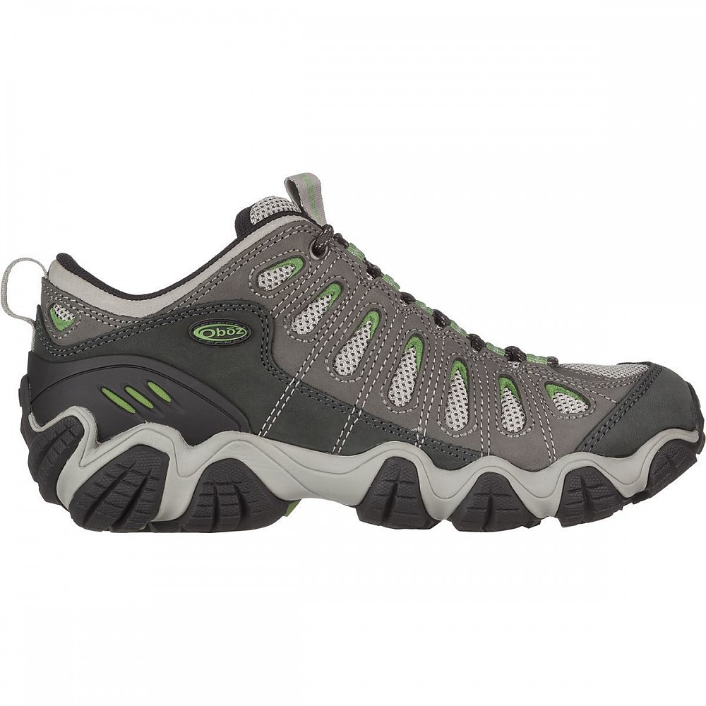 photo: Oboz Women's Sawtooth Low trail shoe