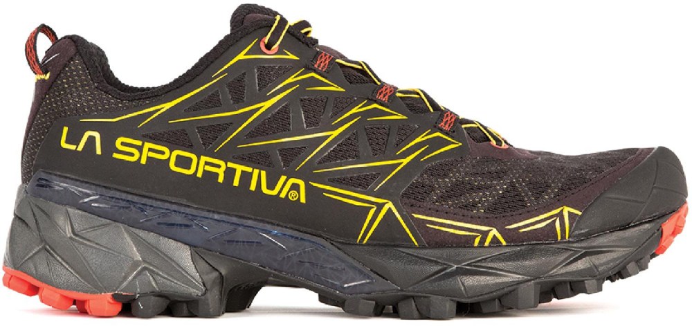 photo: La Sportiva Akyra trail running shoe