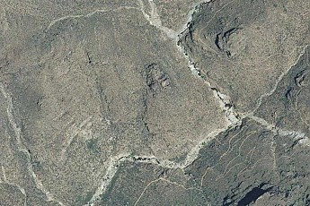 Seven-Falls-area-along-Bear-canyon.jpg
