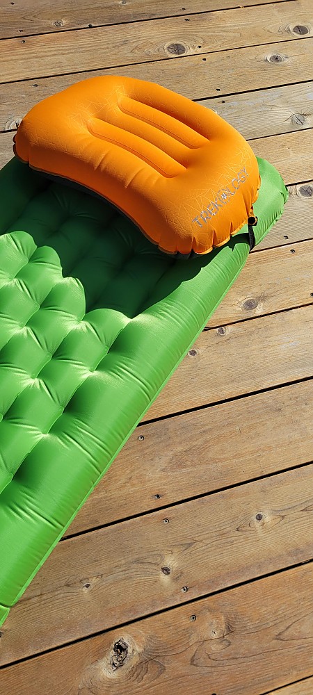 photo: Trekology Aluft Pillow 2.0 sleeping bag/pad