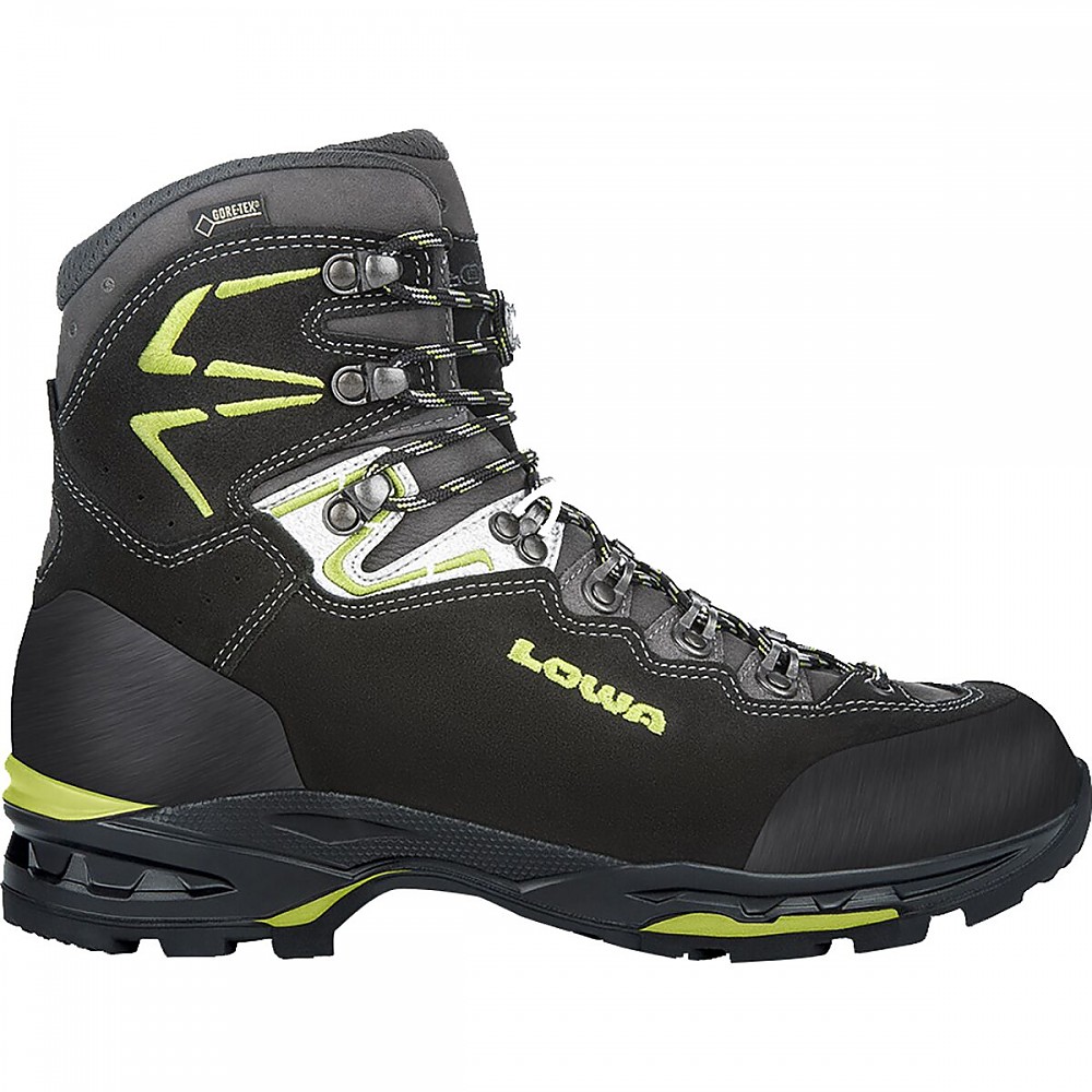 photo: Lowa Ticam II GTX backpacking boot