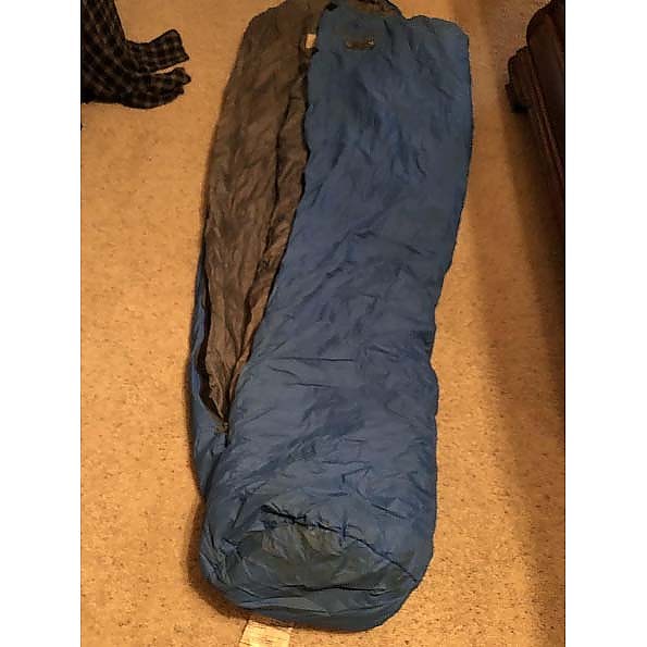 photo: Wilderness Experience Latok 1 3-season synthetic sleeping bag