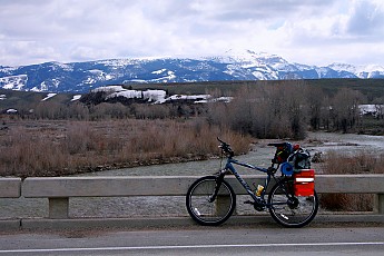 Bike-Touring-in-Jackson-Hole-with-the-Sl