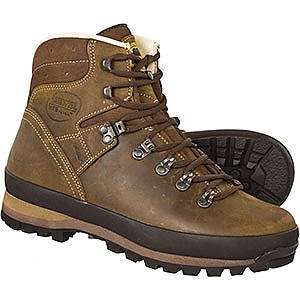 photo: Meindl Borneo backpacking boot