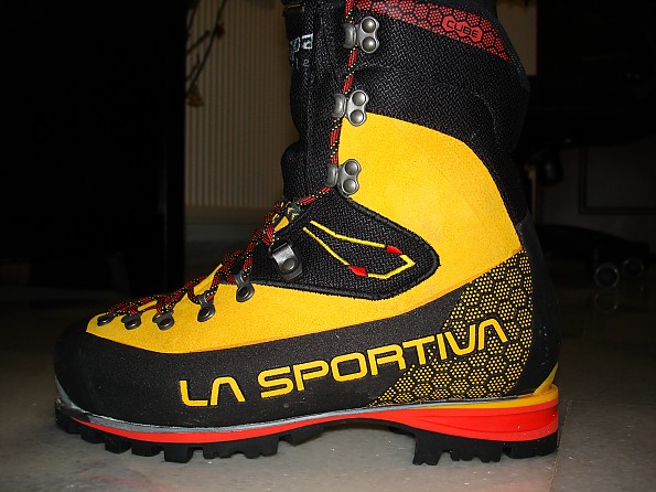 La Sportiva Nepal Cube GTX 新モデル・サイズ43 | tspea.org