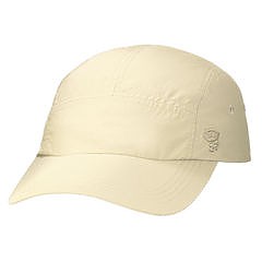 photo: Mountain Hardwear Women's Fast Pack Cap cap