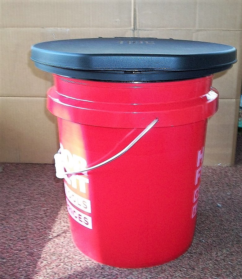 photo:   TripTips Bucket Toilet Seat first aid/hygiene product