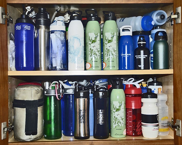 photo: Trailspace Innate Motus Top Reviewer Water Bottle water bottle