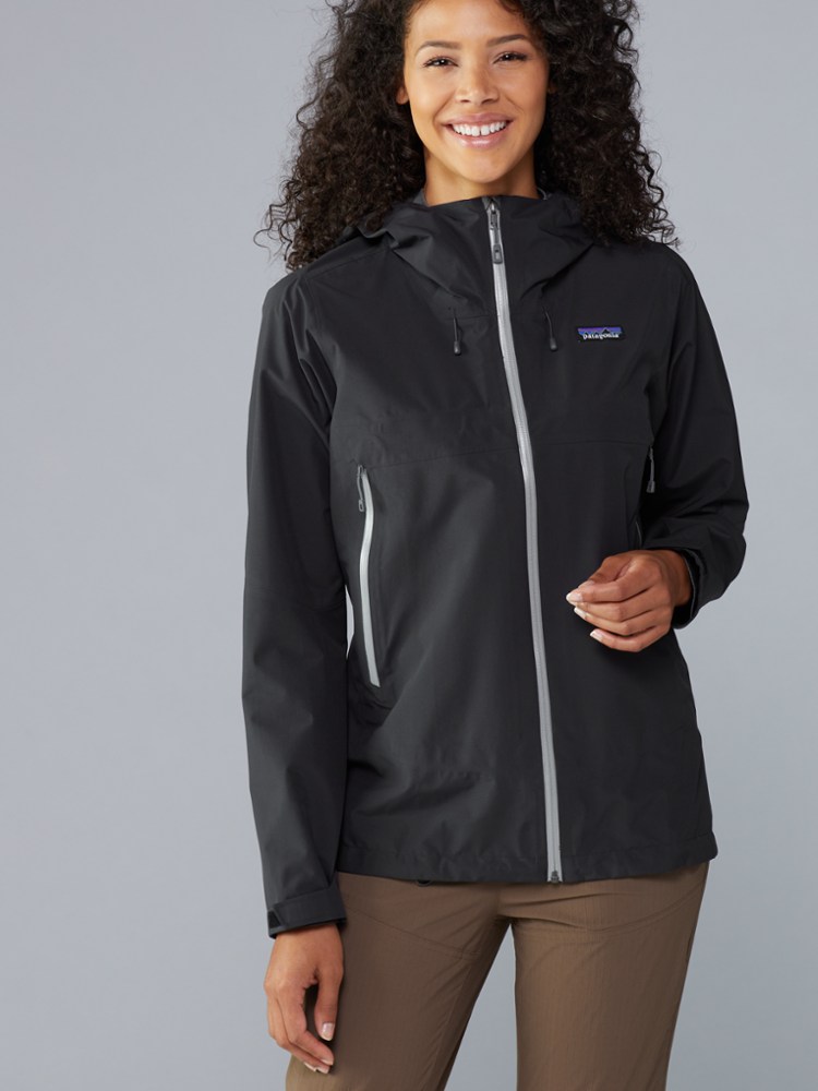 photo: Patagonia Women's Cloud Ridge Jacket waterproof jacket