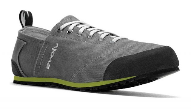photo: evolv Men's Cruzer approach shoe