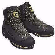 photo: Vasque Women's Alpine GTX mountaineering boot