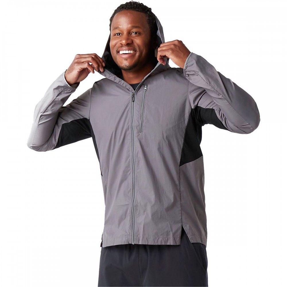 photo: Smartwool Merino Sport Ultra Light Hoodie wind shirt