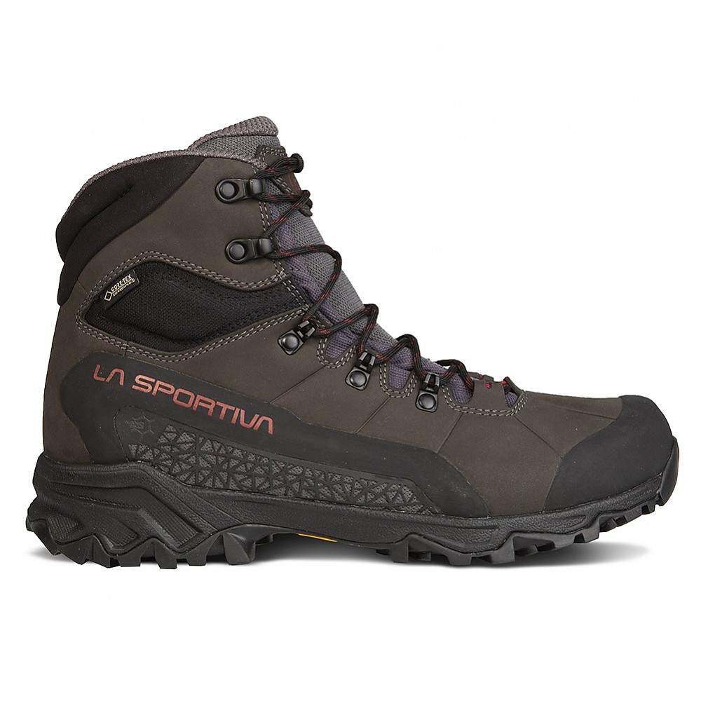 photo: La Sportiva Men's Nucleo High II GTX hiking boot