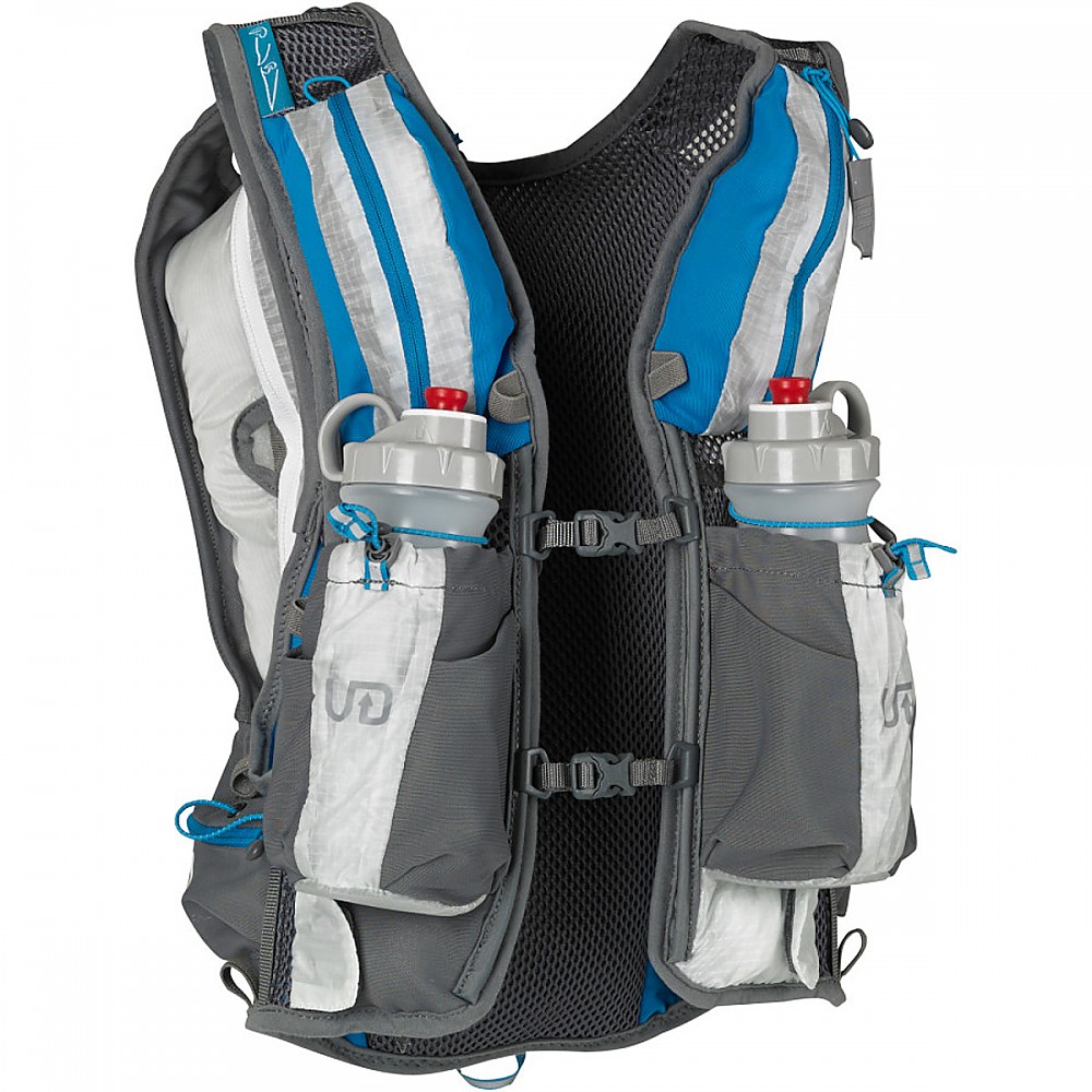 photo: Ultimate Direction PB Adventure Vest hydration pack