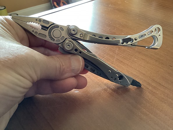 Leatherman Skeletool Reviews - Trailspace