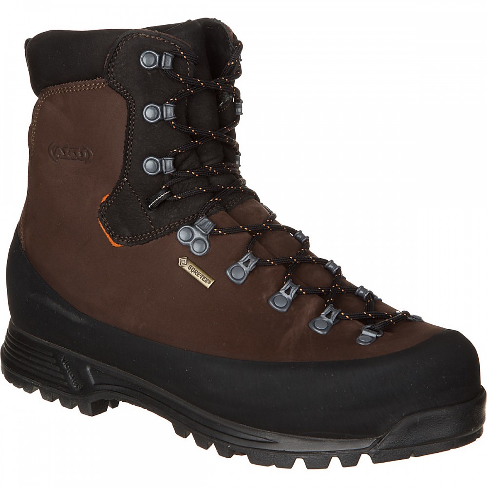photo: AKU Utah Top GTX backpacking boot