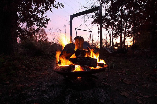 firepit_swing.jpg