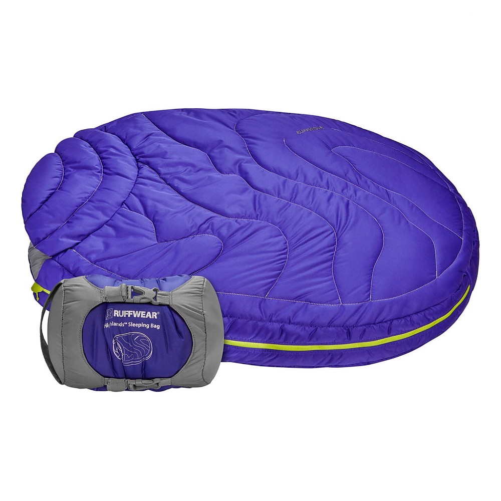 photo: Ruffwear Highlands Sleeping Bag dog bed/shelter