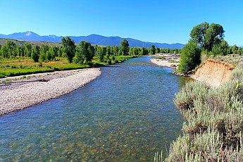 IMG_3043-The-Gros-Ventre-River-flowing-t