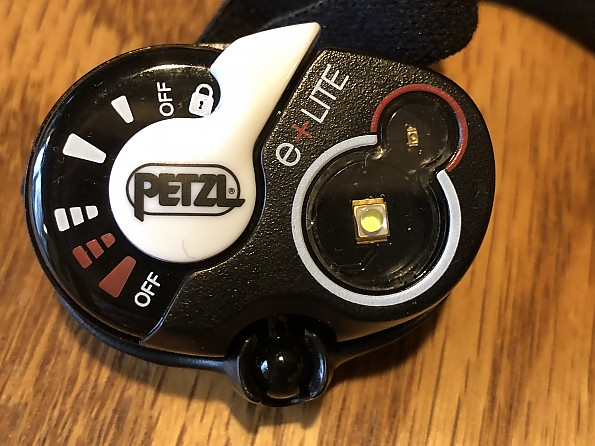 Mini lampe frontale Petzl e+Lite ultra compacte - E02P4