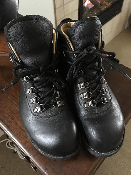 Custom mountaineering outlet boots